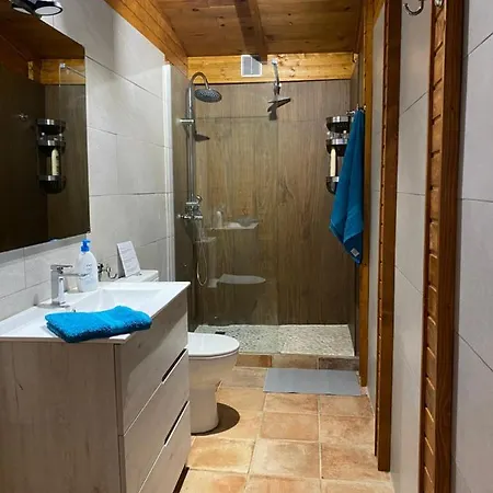 Casa Rural Finca Tirus シャレー
